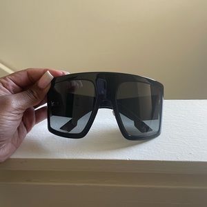 Dior shades
